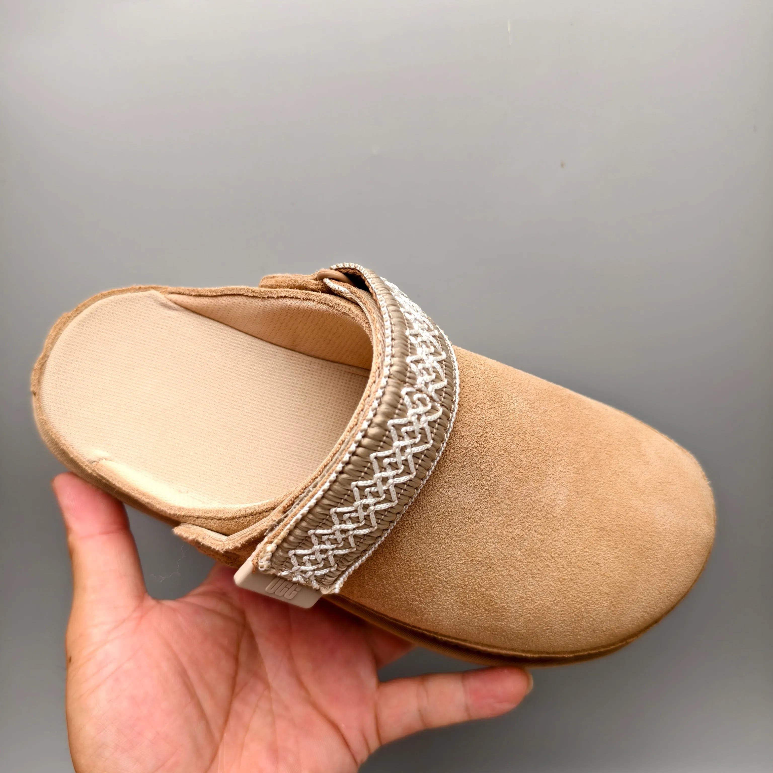 💰440 UGG sheepskin all-in-one snow boots 7710 new fall slip-on sandals Color: Sand Size: 35-41